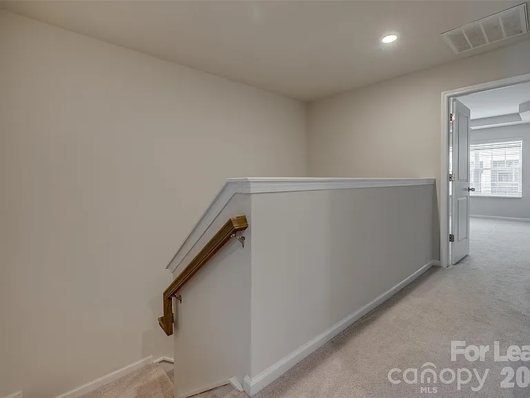 807 Gable Oak Ln — Photo 16