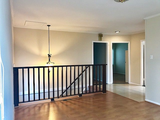 1st image of 180 Arbor St