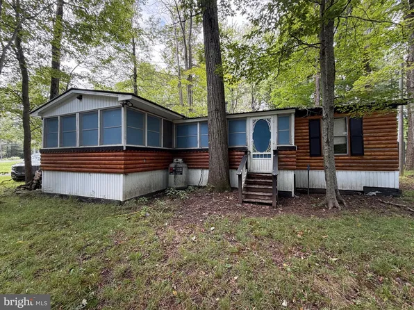 244 Village Rd, Mount Storm, WV 26739