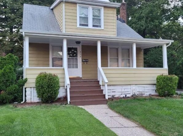 438 W 2nd Ave, Roselle Boro, NJ 07203