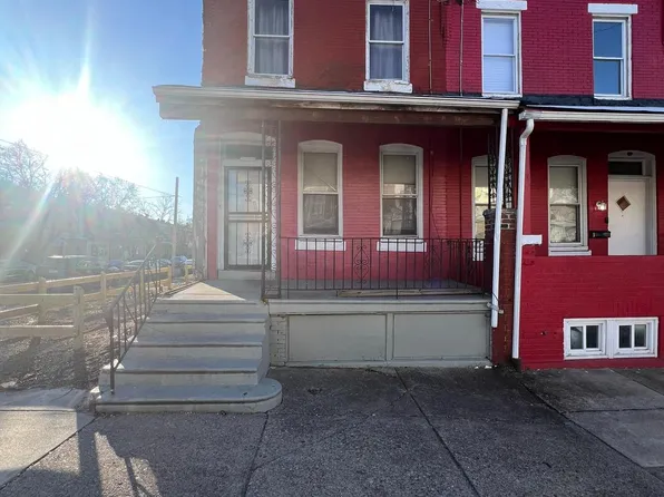 5502 Master St, Philadelphia, PA 19131