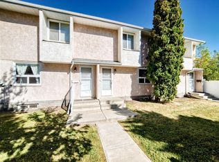 Lakewood Village, Edmonton, AB T6K 2B3
