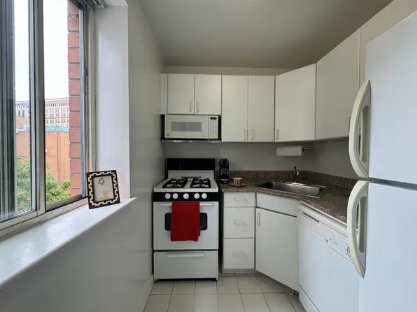 227 Mulberry Street 5A image 8 of 8