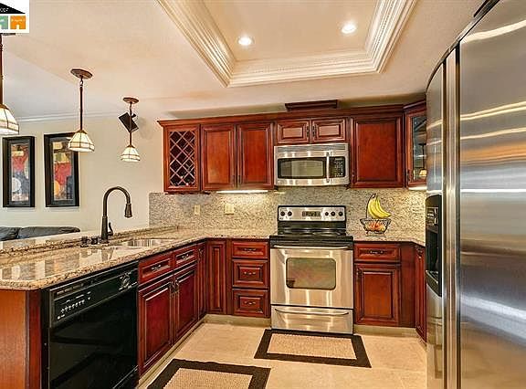 4th image of 5242 Gately Ave