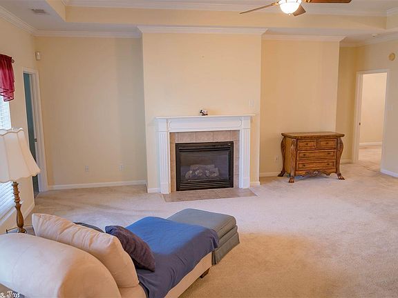 2nd image of 3216 Maggie Dr