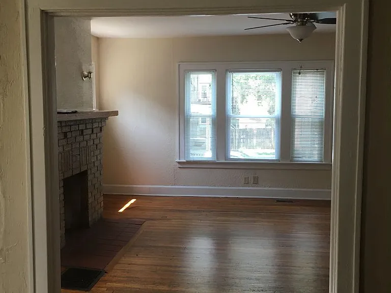 2476 Adams Ave — Photo 31