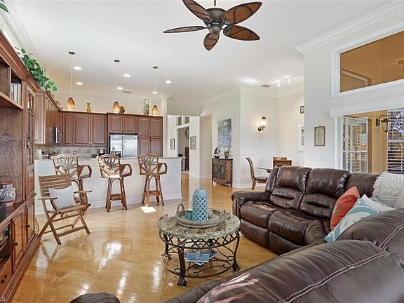 5th image of 2025 Isla De Palma Cir