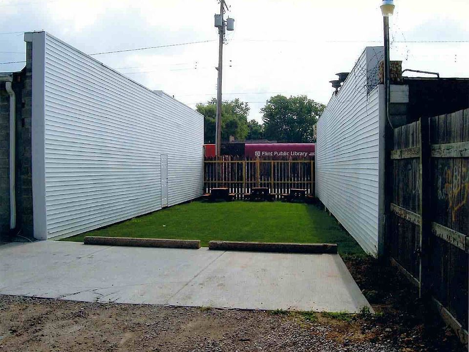 2nd image of 3504 Fenton Rd