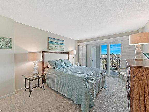 3rd image of 1300 Gulf Shore Blvd N