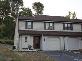 48 Sawmill Xing #48, Wethersfield, CT 06109