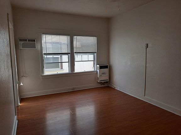 3rd image of 1331 Albany St #12.5