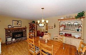 3rd image of 6 Tomaselli Ct