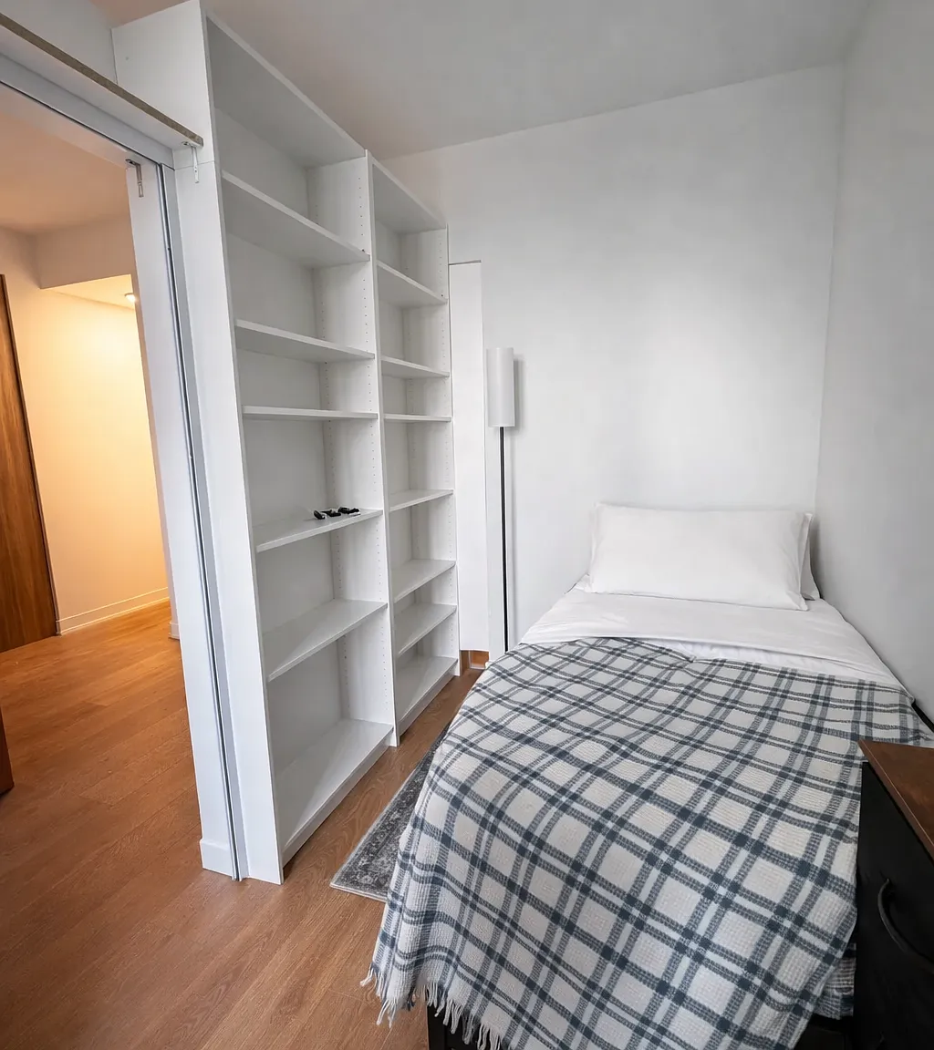 3 bed, $875 — Photo 2