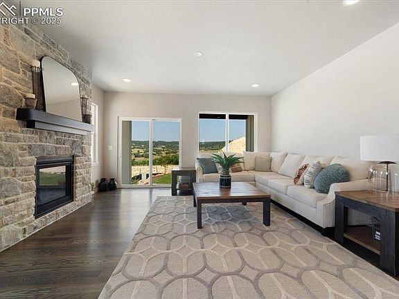 7th image of this home