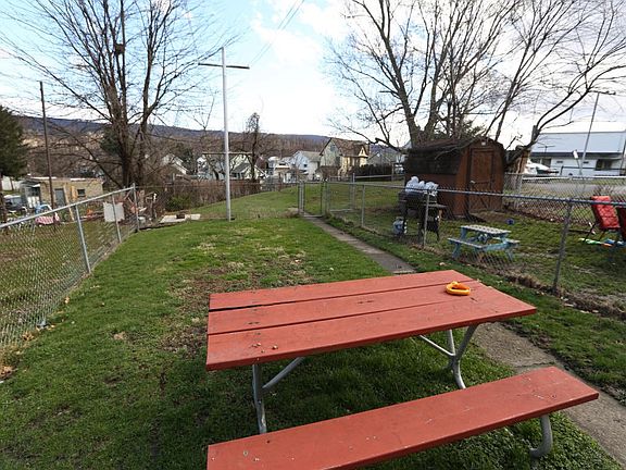 Fenced Yard