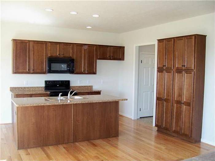 2nd image of 5160 Fieldstone Trl