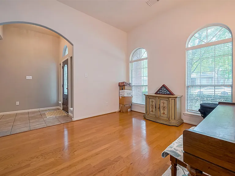 1007 Casting Springs Way — Photo 10