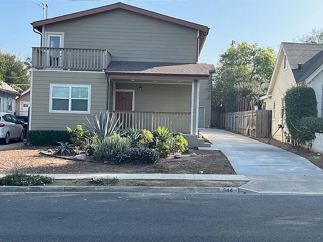 S Walnut Ave — Photo 9