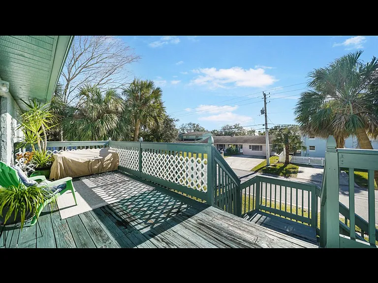 208 Arricola Ave #A — Photo 5