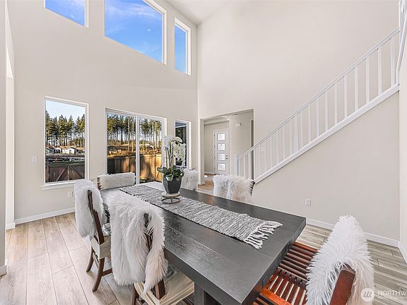 5th image of 12528 138th Avenue NE