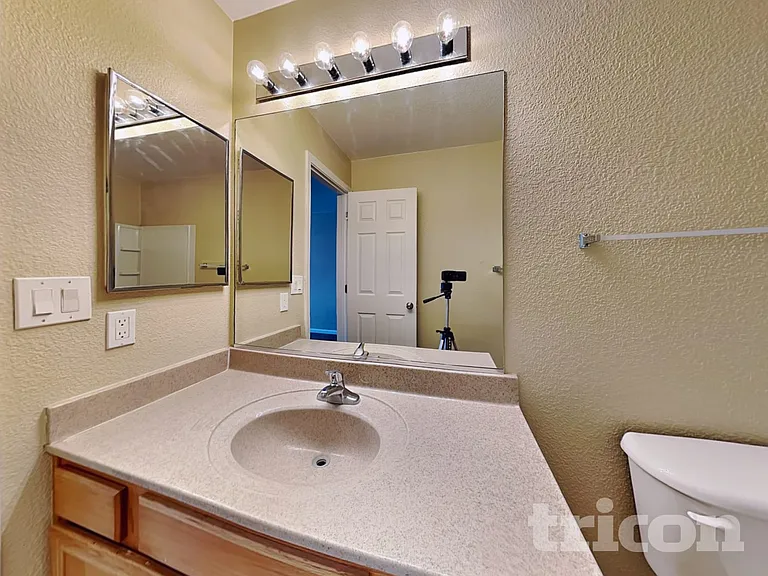 17880 Sweet Gum Ct — Photo 8