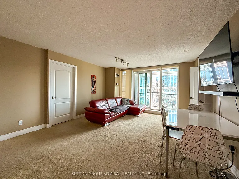 2119 Lake Shore Blvd W #415 — Photo 4