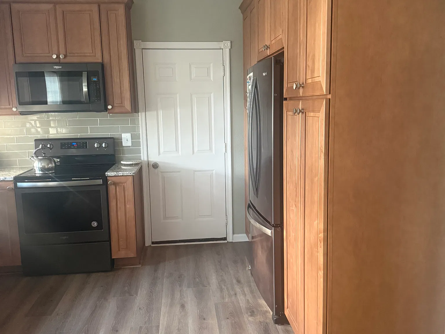 4 bed, 2.5 bath, $2,550 — Photo 3