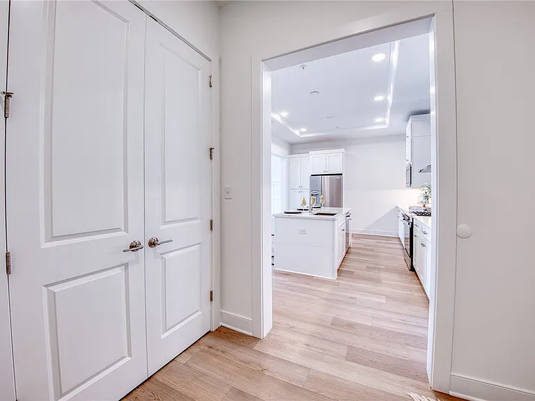 304 Highbridge Ln — Photo 11