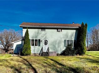 6713 Frogtown Rd, Hermitage, PA 16148