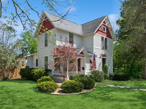 405 5th Ave NE, Faribault, MN 55021