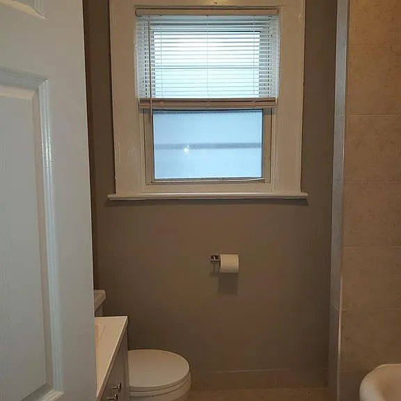 404 N 6th St #APTA — Photo 17