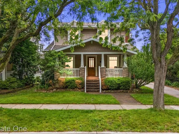 410 W 4th St, Rochester, MI 48307