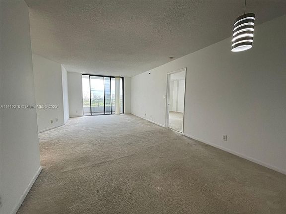 5th image of 3300 NE 192nd St APT 1710