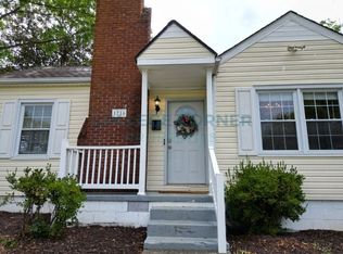 1716 Brookwood Drive ( Available 8/1/2026) Fully Furnished, Winston Salem, NC 27106