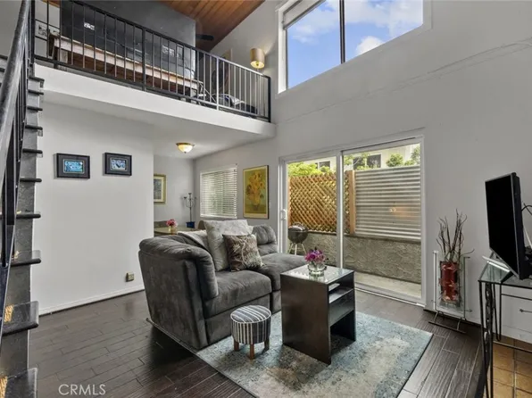 3988 Beethoven St APT 9, Los Angeles, CA 90066