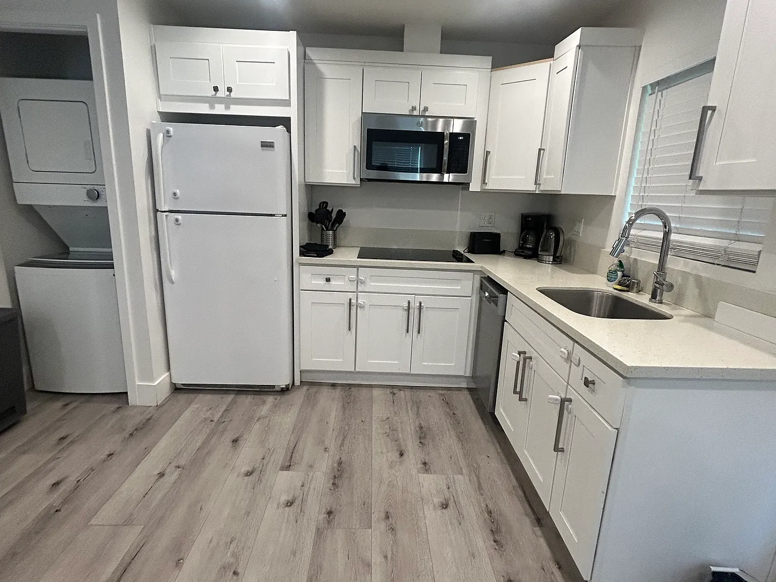 1 bed, 425 sqft, $2,150 — Photo 4
