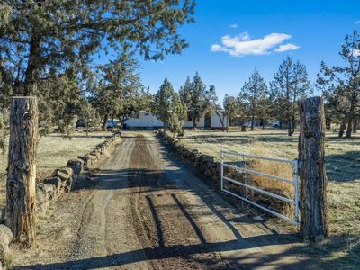 3240 NE 21st Dr, Redmond, OR, 97756