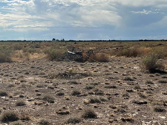 3rd image of 314 Lawrence Ranch Rd