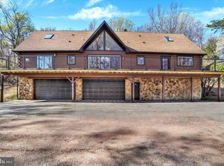 5601 Crone Rd, Dover, PA 17315