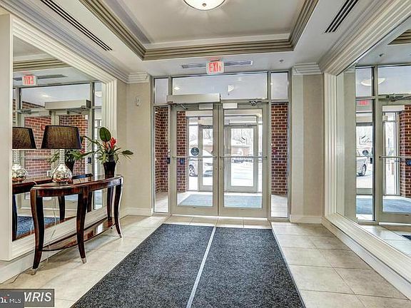 3rd image of 4490 Market Commons Dr Unit 411