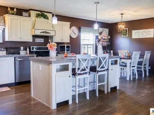 975 Crail Hope Rd, Hardyville, KY 42746