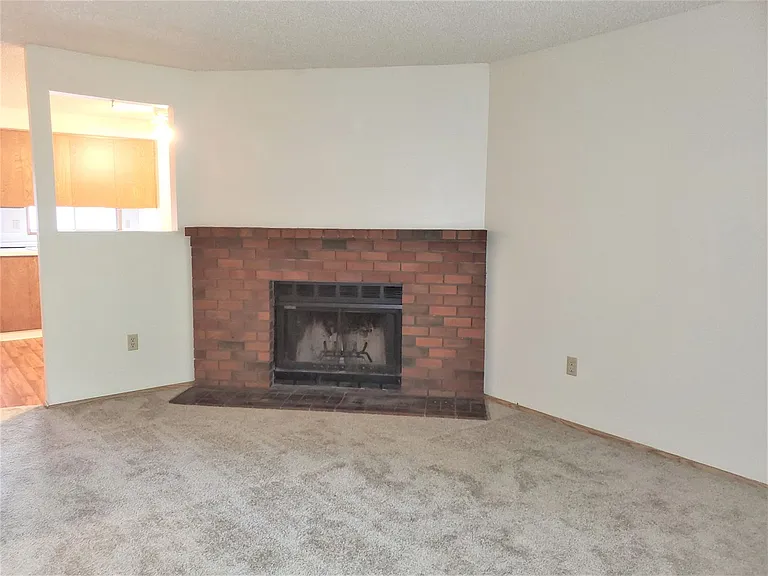 10217-10223 NE 13th Ave — Photo 8