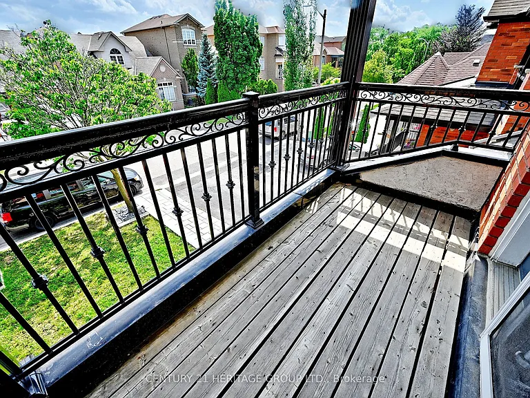 44 Equator Cres — Photo 21