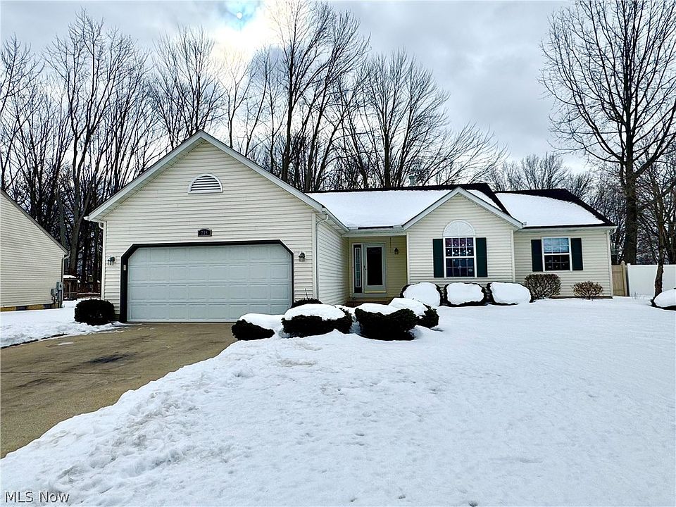 1st image of 239 Syracuse Ct