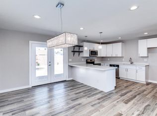 3736 W Berridge Ln, Phoenix, AZ 85019