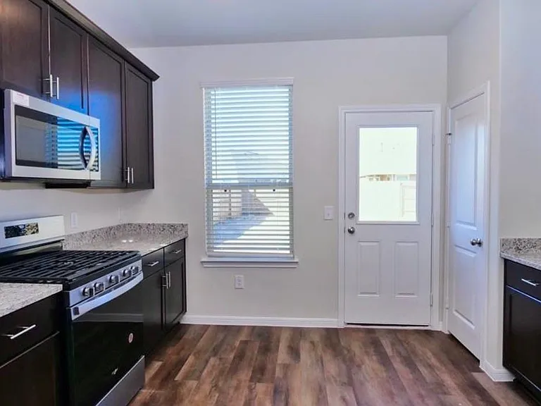 18976 Buckley Oak Dr — Photo 5