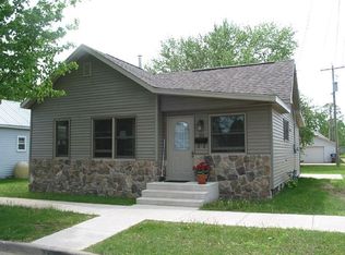 213 N 3rd St, Tomahawk, WI 54487