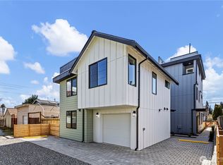 516 N 102nd St, Seattle, WA 98133