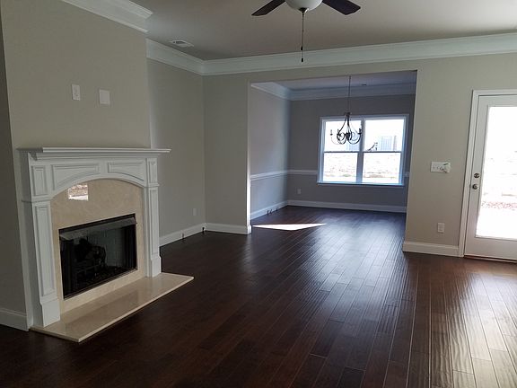 Family & Dining Room