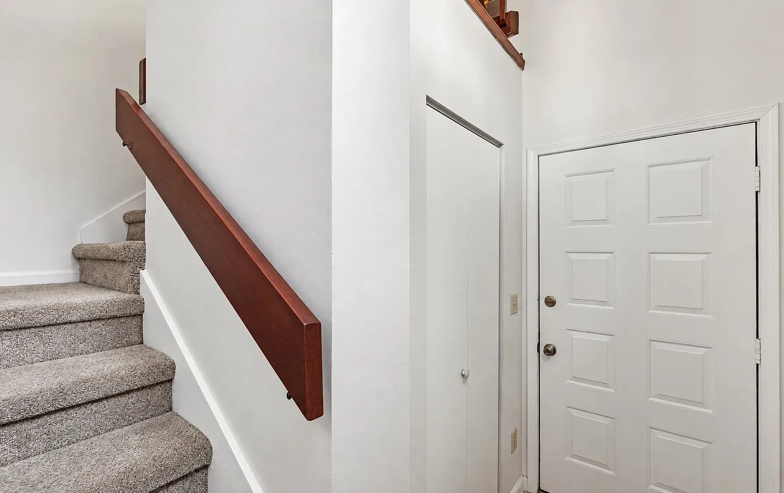 3270 Ricky Dr — Photo 3